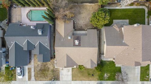 494 Santa Barbara St, Los Banos, CA 93635-6324