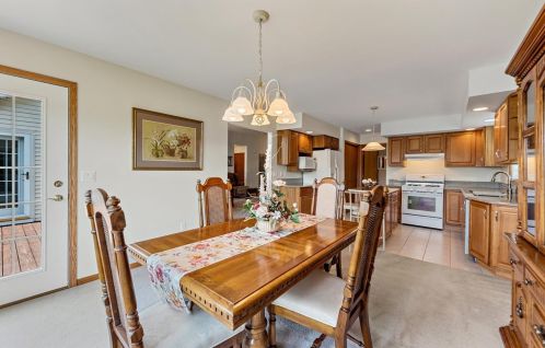 831 Shannon Dr, Crown Point IN  46307-8999 exterior