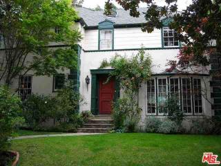 2544 Canyon Dr, Los Angeles CA  90068-2416 exterior