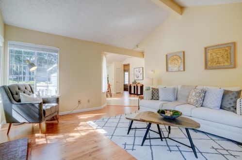 1272 Shelby Creek Ln, San Jose, CA 95120-4260