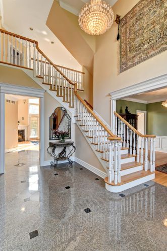 102 Ambriance Dr, Willowbrook IL  60527-0801 exterior