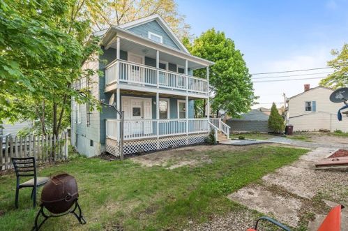 72 Boyden St, Woonsocket, RI 02895-3047
