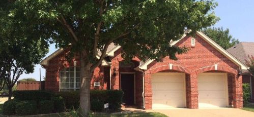9436 Ponderosa Trl, Irving TX  75063-5050 exterior