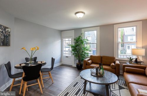 328 Walnut St, Lancaster PA  17602-2404 exterior