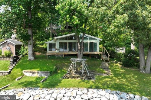 625 Lakeland Rd, Severna Park, MD 21146-2314