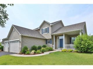 2009 River Bend Trl, Mayer, MN 55360-2109