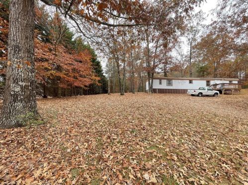 5032 Little River Dr, Gainesville, GA 30506-3136