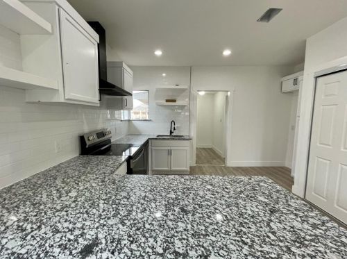 1325 Richmond Ave, Fort Worth TX  76104-6116 exterior