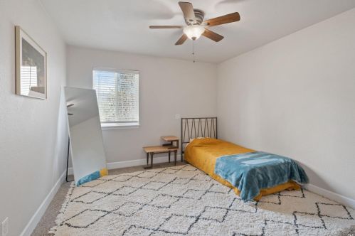 430 Stutsman Rd, Ukiah CA  95482-9553 exterior