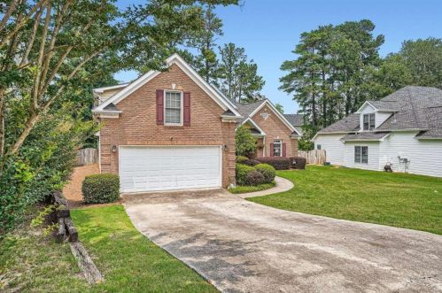 3175 Wellbrook Dr, Loganville, GA 30052-4993
