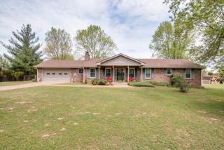 361 Eddins Rd, Lebanon, TN 37090-8042