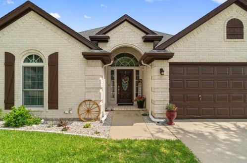 825 Sky Wood Ct, Fort Worth, TX 76179-1725