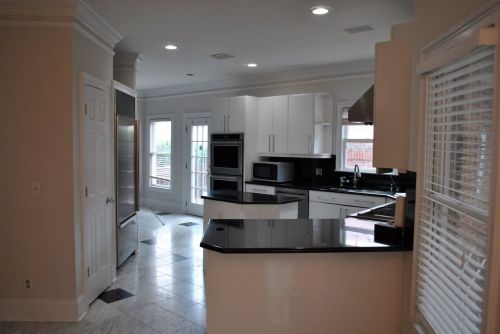 409 Angier Ct, Atlanta GA  30312-1082 exterior