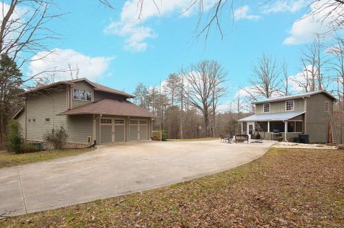 1061 Riverbend Rd, Dawsonville, GA 30534-5538