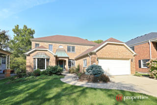 237 Claremont St, Elmhurst, IL 60126-3303