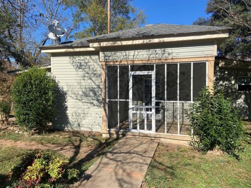 415 Broad St, Carrollton, GA 30117-2813