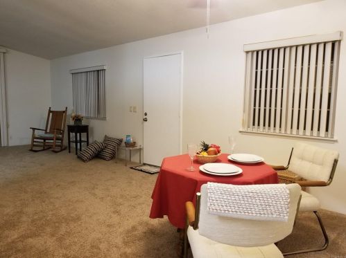 658 Via Santa Paulo, Vista CA  92081-6370 exterior