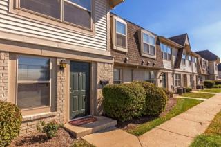 6724 Greenshire Dr, Indianapolis IN  46220-4022 exterior