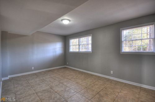 6140 Hillandale Dr, Atlanta GA  30349-4250 exterior