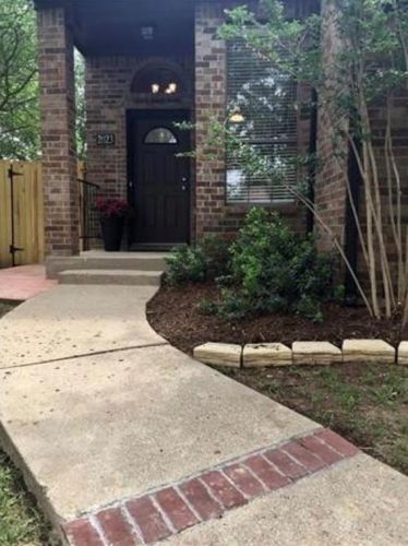 2023 Feather Ln, Lewisville TX  75077-7650 exterior