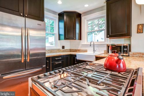 600 Elm Ave, Silver Spring MD 20912-5432 exterior