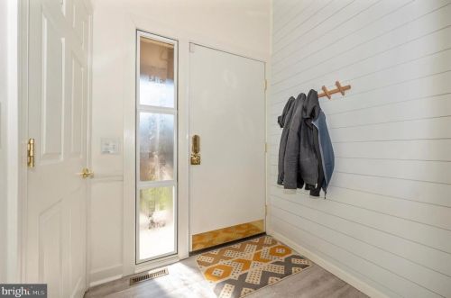 11228 Snowflake Ct, Columbia, MD 21044-3178