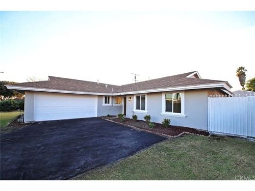 544 Eucalyptus Ave, Rialto, CA 92376-5218
