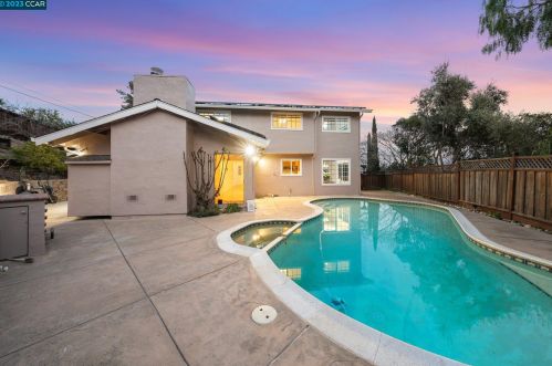 133 Chianti Pl, Concord CA  94523-2084 exterior