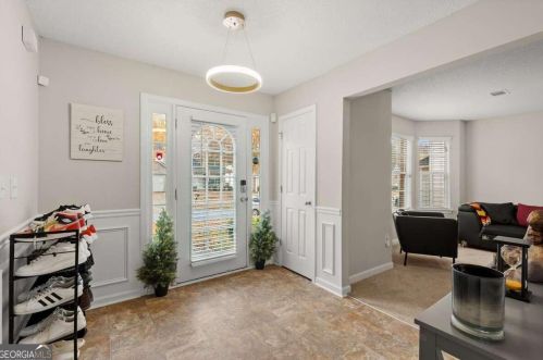 2875 Chilhowee Dr, Atlanta GA  30331-9446 exterior
