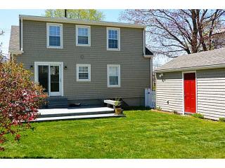 69 Clarner St, Pawtucket, RI 02861-2225