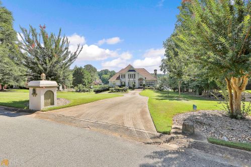 70 Springview Pl, Newnan, GA 30265-1804