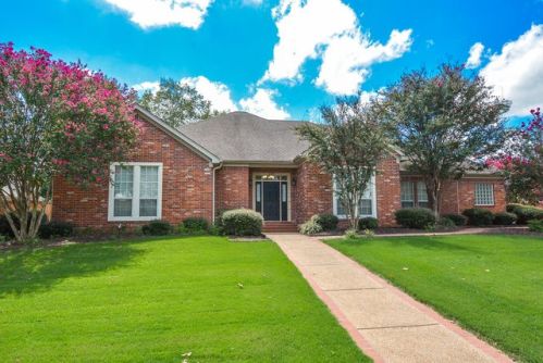 3685 Gresham Dr, Conway, AR 72034-7298