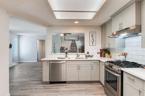 1262 Tiger Tail Dr, Riverside CA  92506-5475 exterior