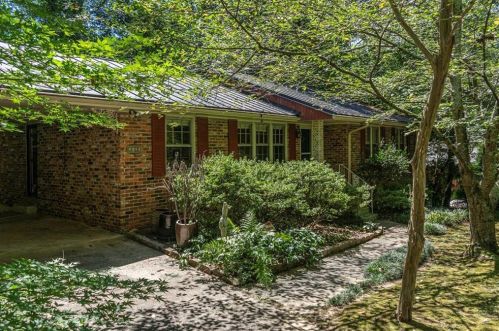 2535 Melinda Dr, Atlanta GA  30345-1918 exterior