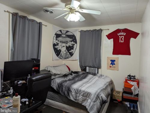 1012 Broadway, Hanover PA 17331-2500 exterior