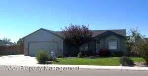 1233 Tasavol Ave, Mora ID  83634-3109 exterior