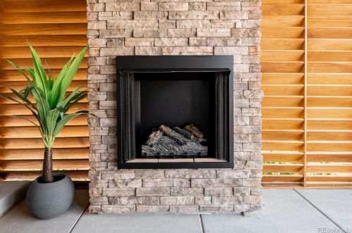 2957 Logan St, Englewood CO  80113-1635 exterior