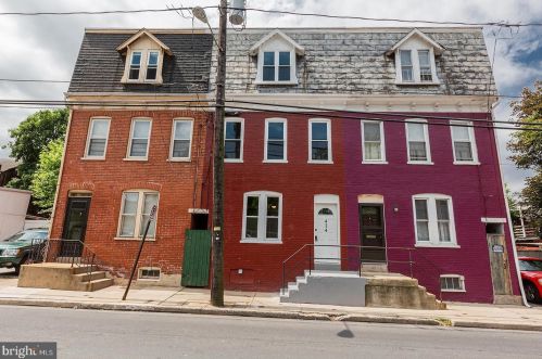 414 Pershing Ave, Lancaster, PA 17602-3631