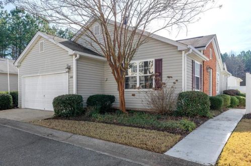 324 Oaks Trl, Holly Springs, GA 30188-7356