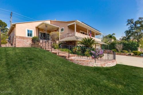 3307 Park Vis Dr, Glendale CA  91214-3355 exterior