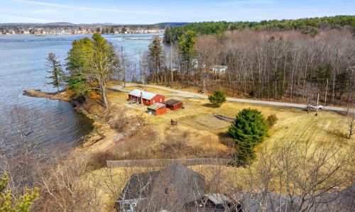 41 Carters Ln, Portsmouth, NH 03801-2703