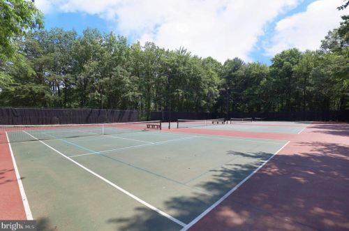 5936 Cove Landing Rd, Springfield VA  22015-4788 exterior