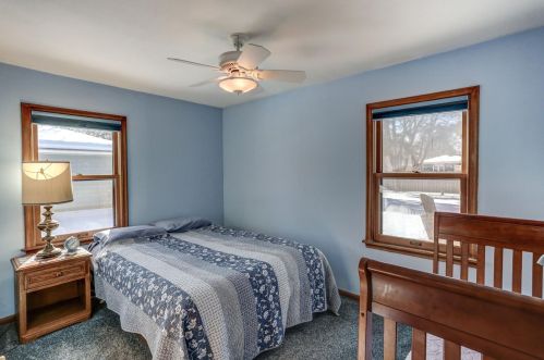 2233 Fernwood St, Saint Paul MN  55113-4311 exterior