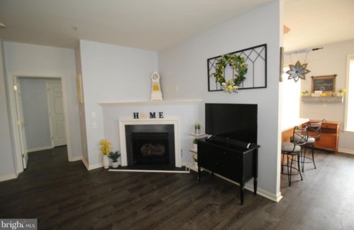 26 Kyle Way, Trenton NJ 08628-2525 exterior