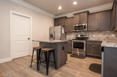 336 Meeler Cir, Bogart GA  30622-6845 exterior