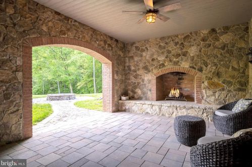14261 Triadelphia Mill Rd, Dayton MD  21036-1223 exterior