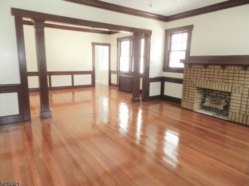 57 Essex Ave, Maplewood NJ  07040-1534 exterior