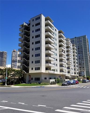 509 University Ave, Honolulu HI  96826-5001 exterior