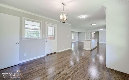 909 Rosedale Dr, Marietta, GA 30066-5431
