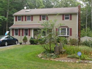 44 Baker Pine Rd, Richmond, RI 02898-1148